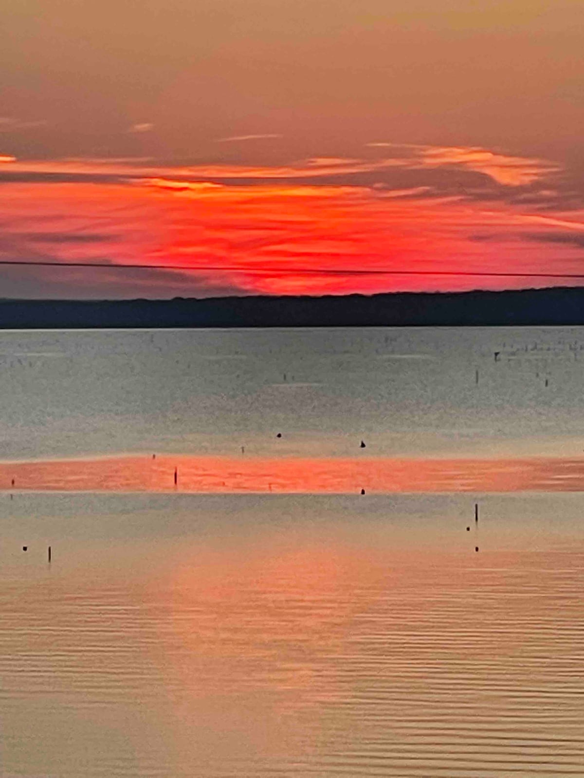 Holy Toledo!
Lakefront cabin with glorious view