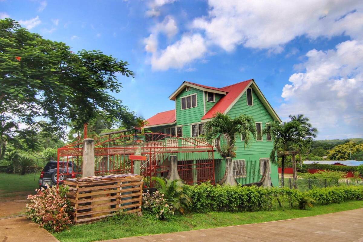 Country Hill View Loft