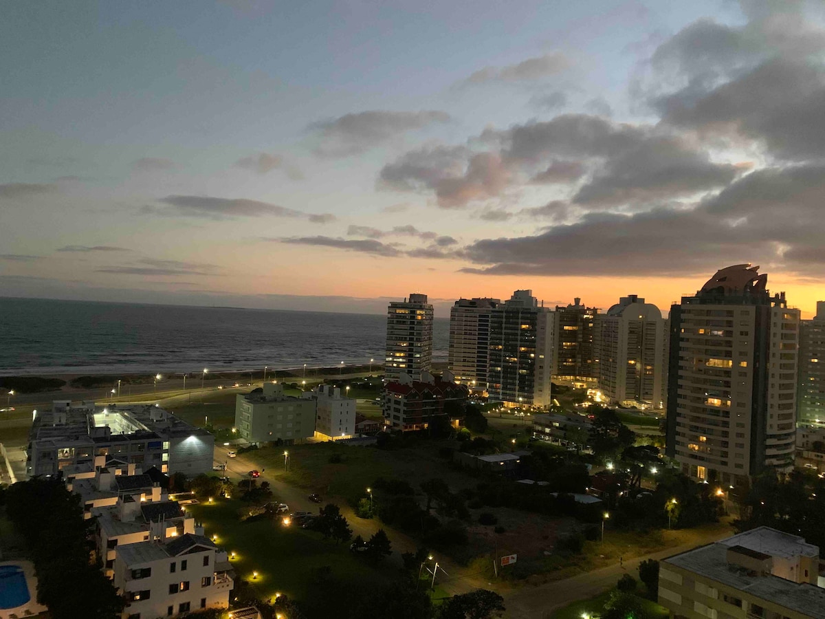 14th Floor Loft View and amenit