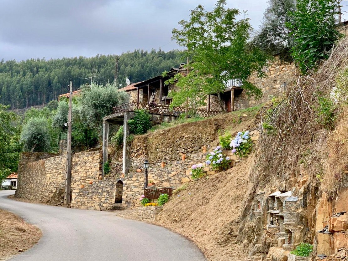 Portugal Mountains Xisto Stone Village Chalé