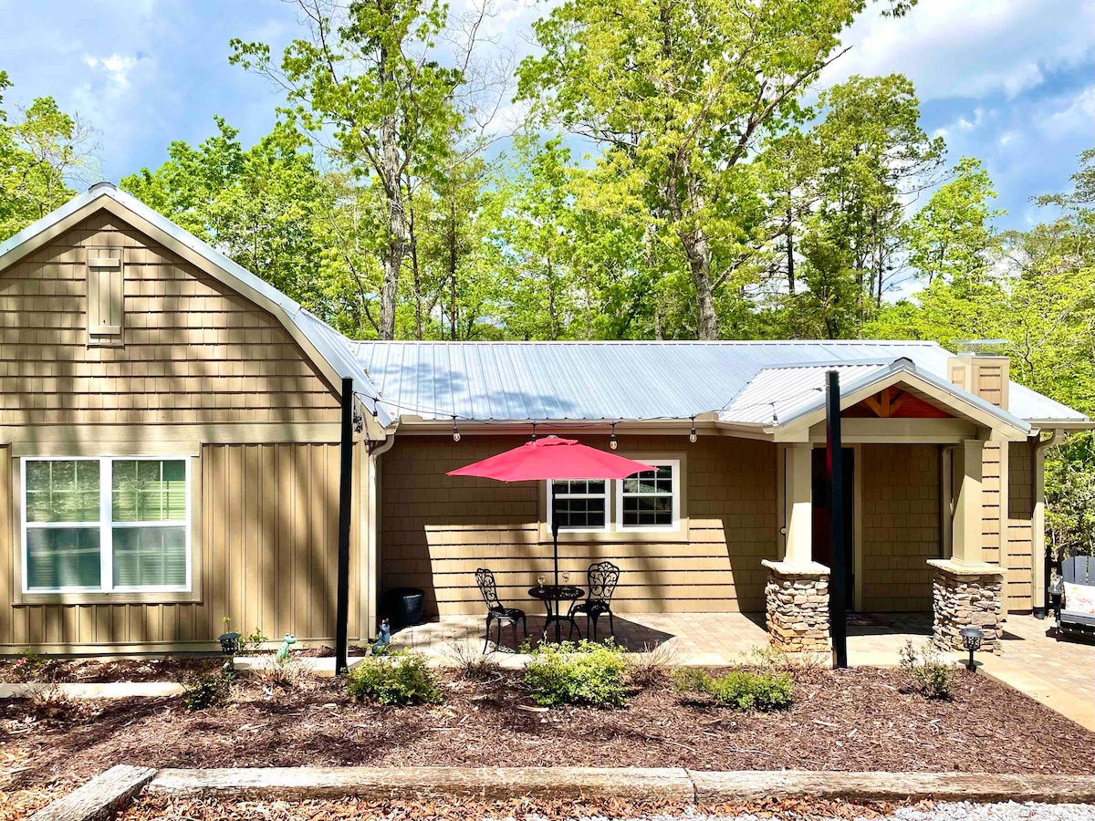 Robin’s Nest- Cottage in the Woods