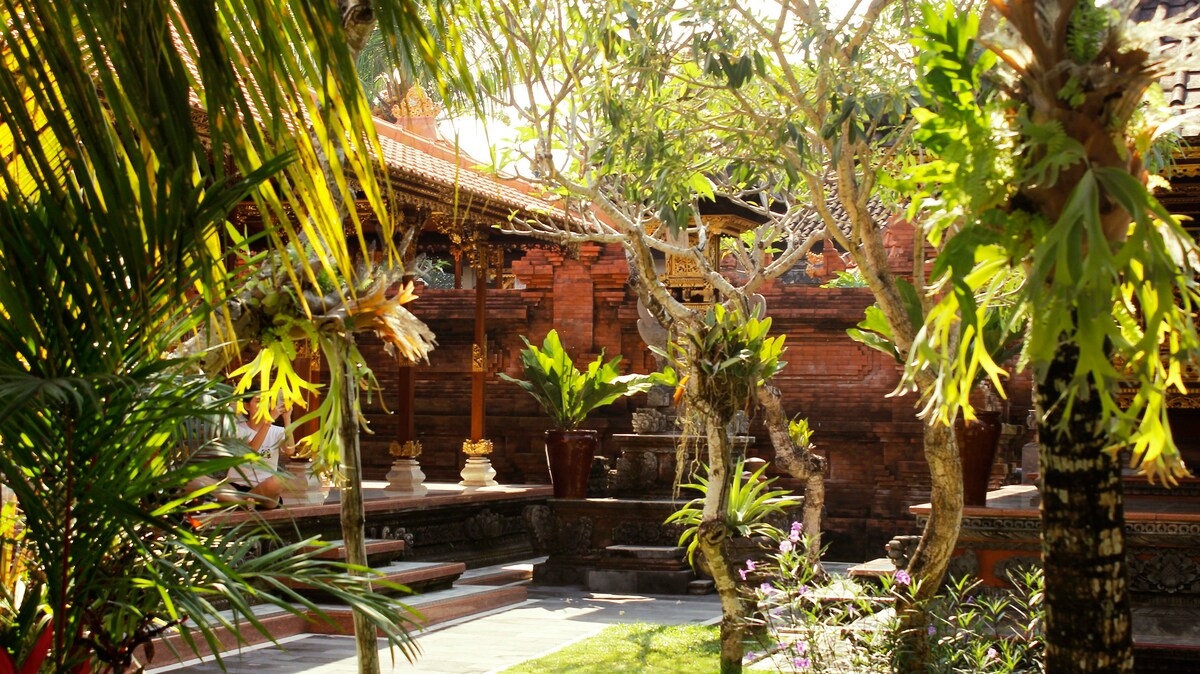 TheBeach附近的家庭设计巴厘岛寺庙之家