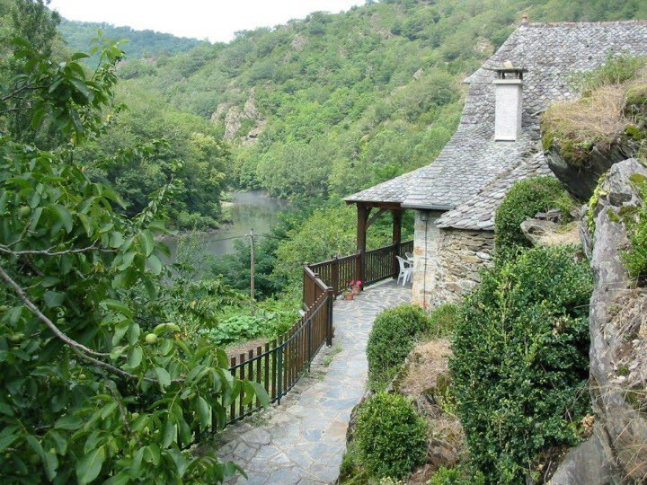 Le Four, gorgeous stone cottage with private pool