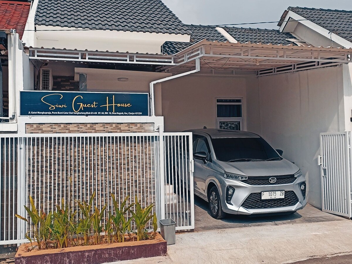 Siwi Guest House 
City Homestay