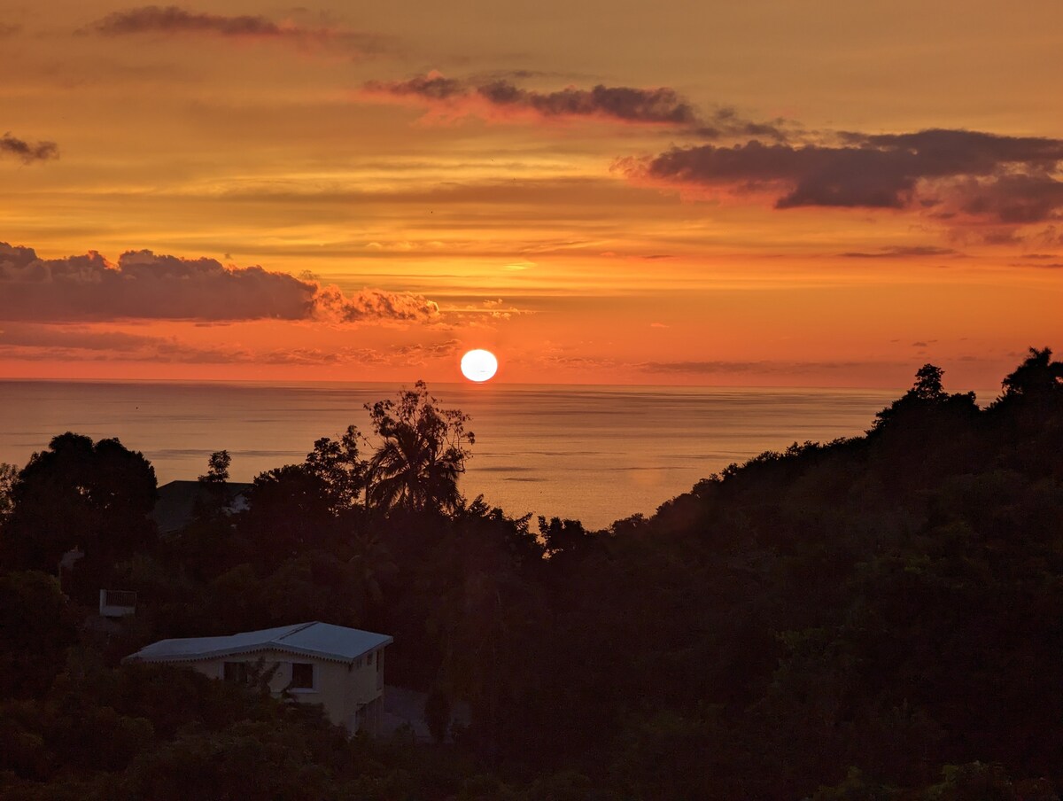 Bas de villa paisible vue mer Martinique