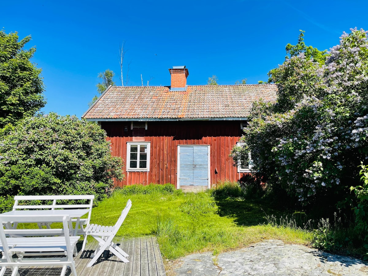 Cottage on island, in S:t Anna lovely archipelago!