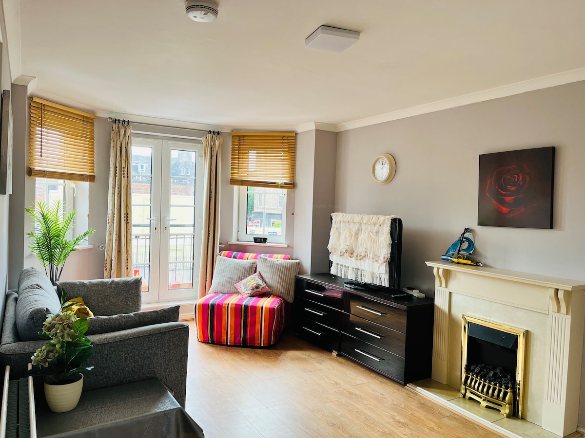 Leith Walk comfortable flat for 3 people