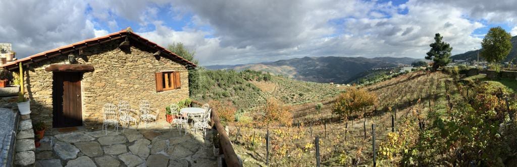 Casa da Vinha em Tabuaço (Douro) -可欣赏美景的房源