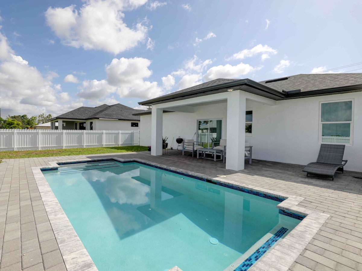 Heated Pool & Fenced Yard | 3 Bed 2 Ba Luxury Home