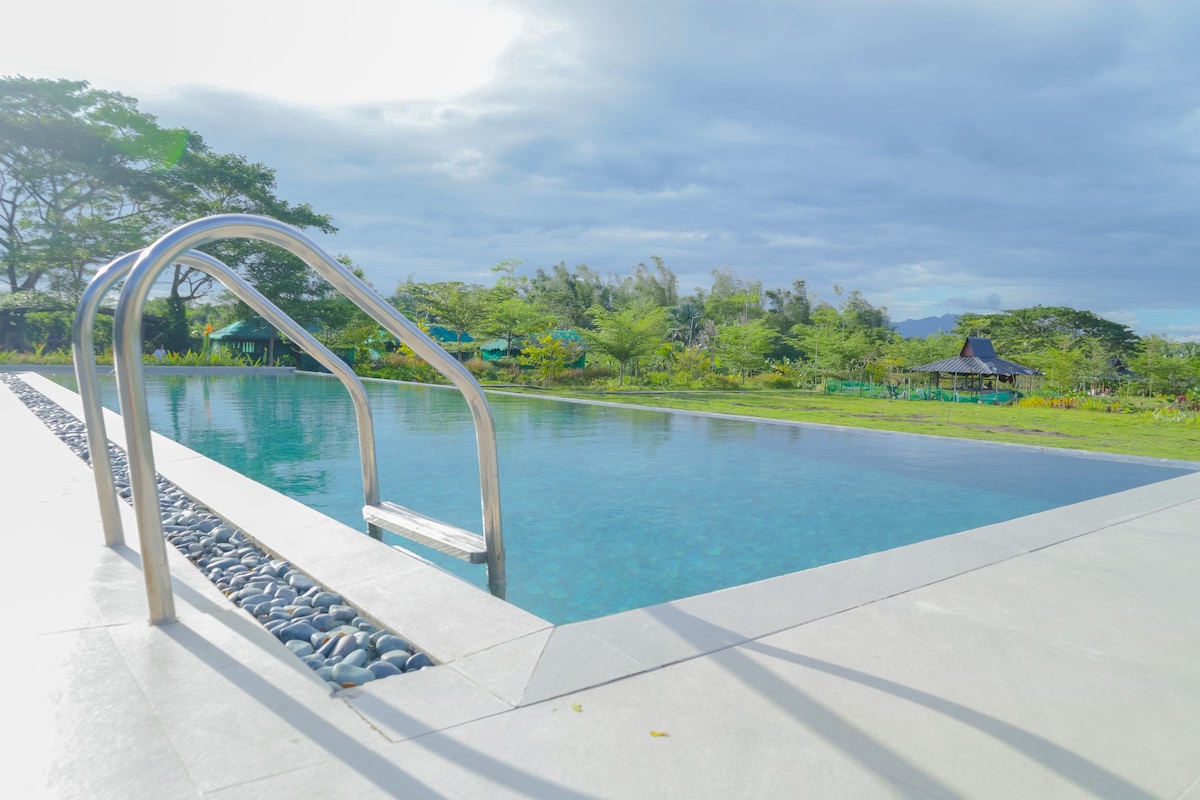 FarmilyHouse w/ Pool, near Bayan ng San Juan