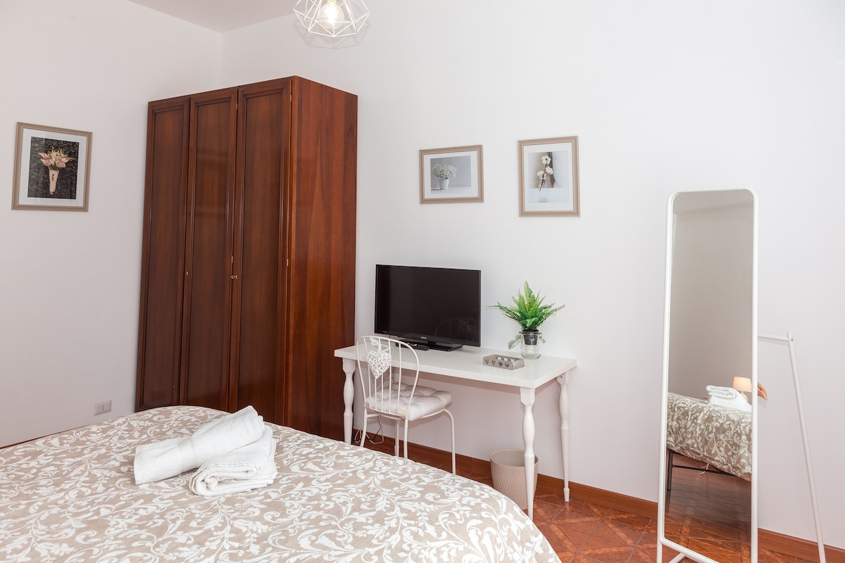 Guesthouse/Affittacamere2- 
na 'Casetta a Roma