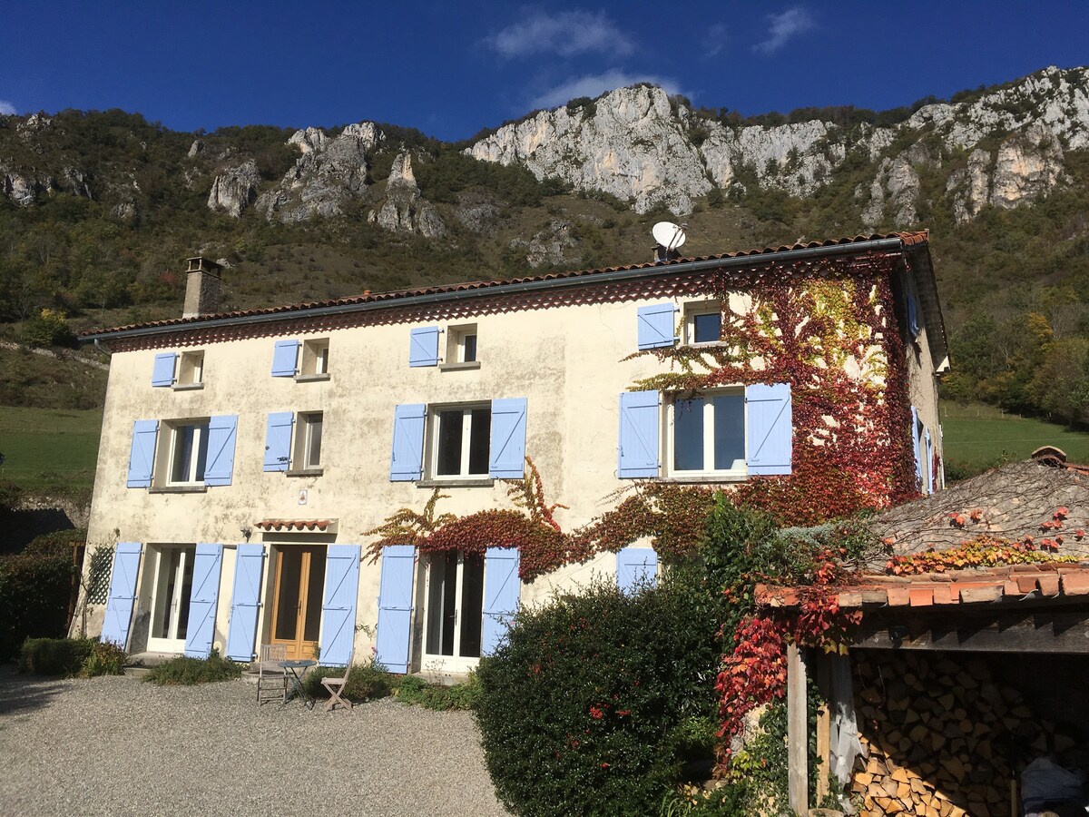 Gite Le Pastourel - a home with a view