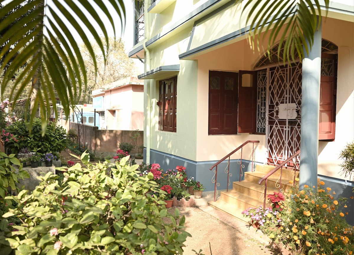 Saptaparni Homestay Entire groundfloor.