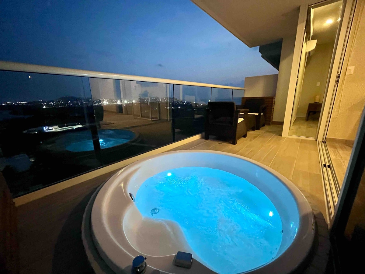13th floor apartment  with private jacuzzi