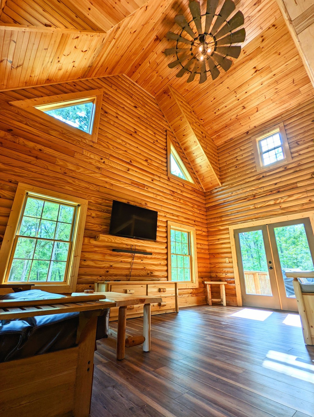 Serene Savannah River Cabin! GATED with breakfast!