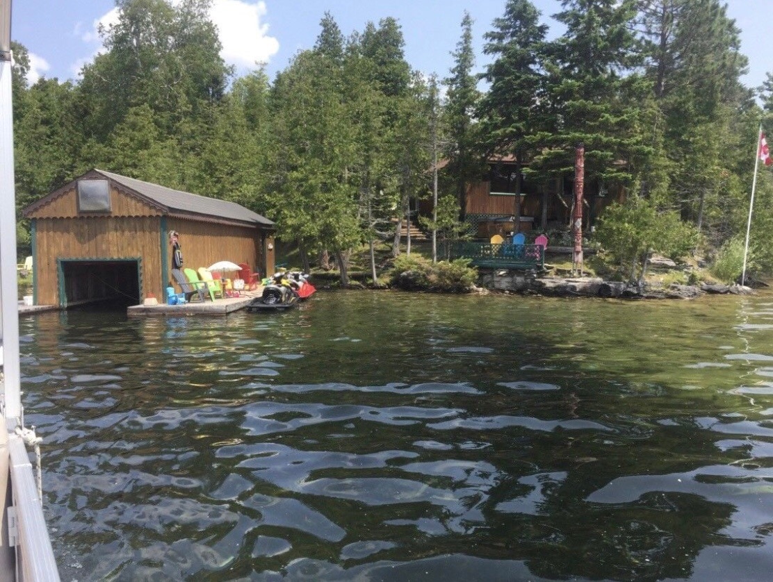 Paradise on Palmerston Lake