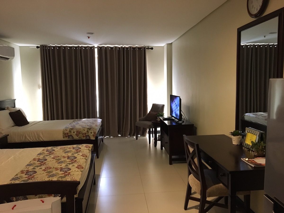 Tagaytay Crosswinds Grand Quartier 3公寓