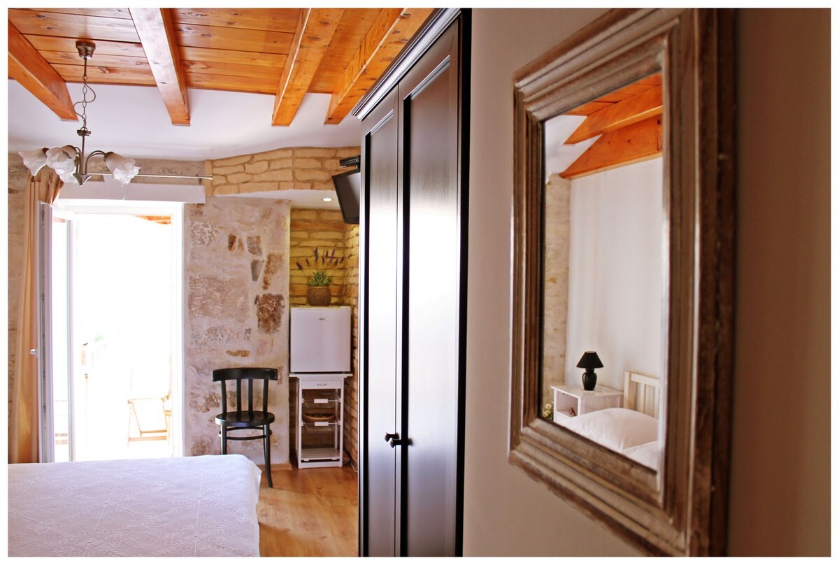Lovely room in the heart of Trogir