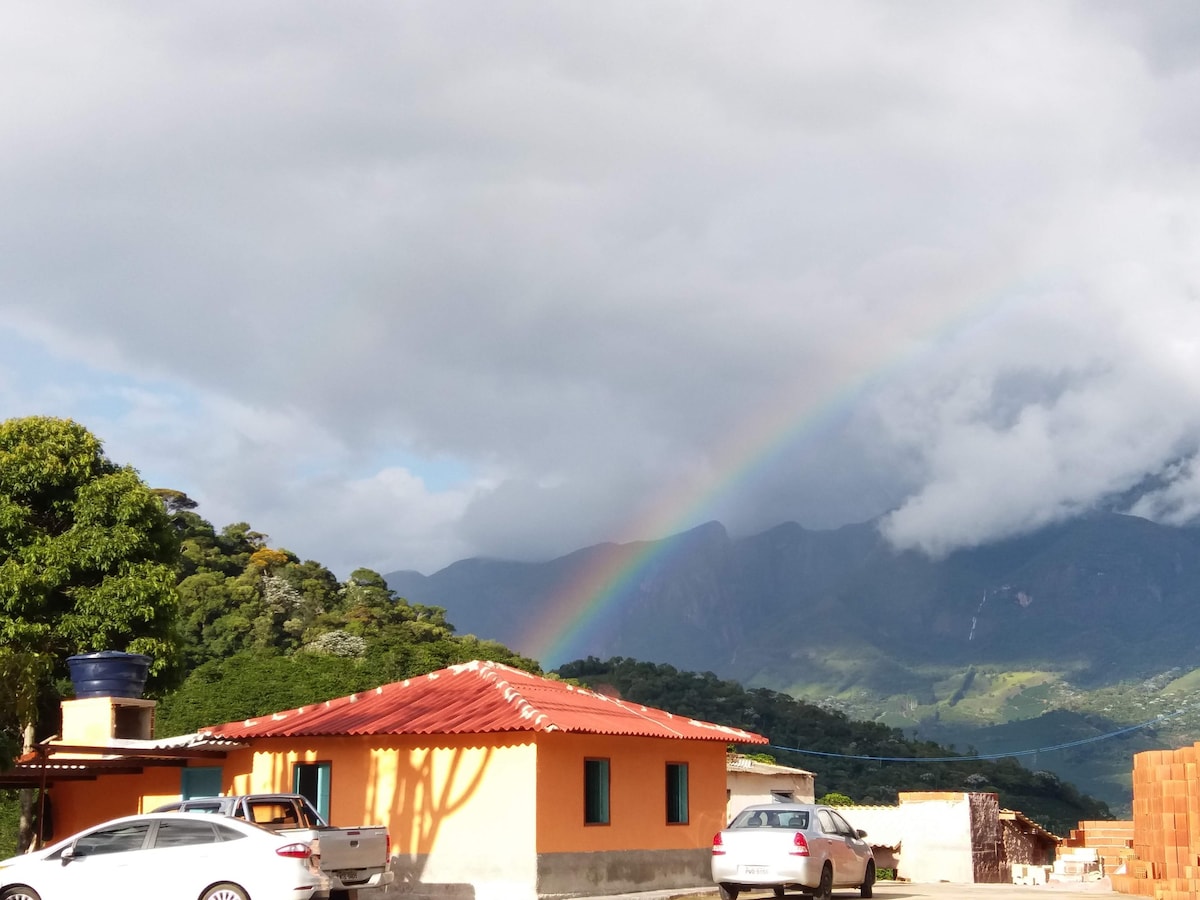 Vista Perfeita da Montanhas Casa Simples Aconchego