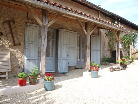 Cottage with pool Charente/Dordogne border