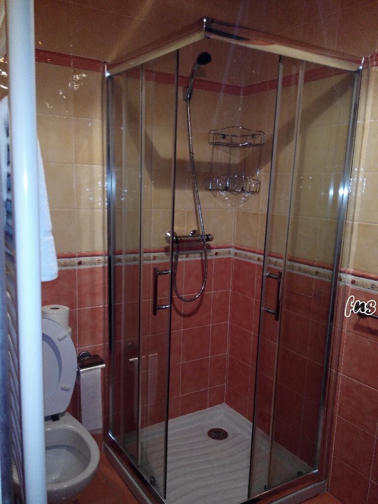 HDV, TWIN  LUX , BAÑO PRIVADO