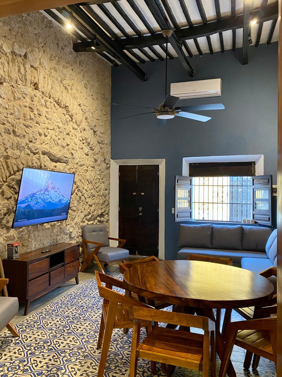 Casa de Piedra Izamal  / 2 Beds  /1  Bedroom