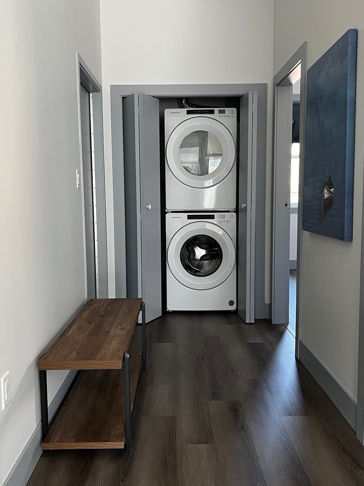 Brand new apartment in downtown Trail