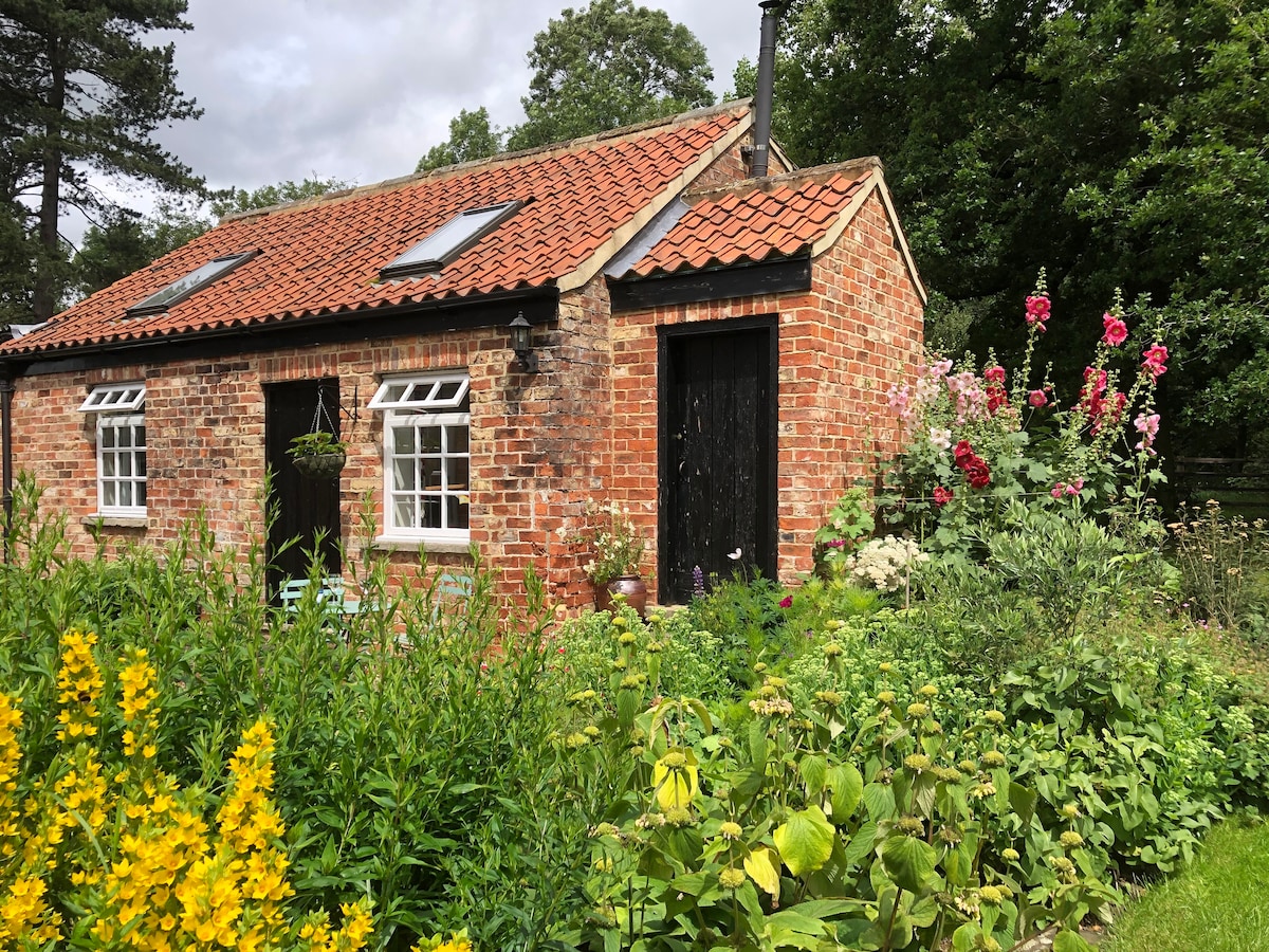 The Salt House Cottage, Pilmoor