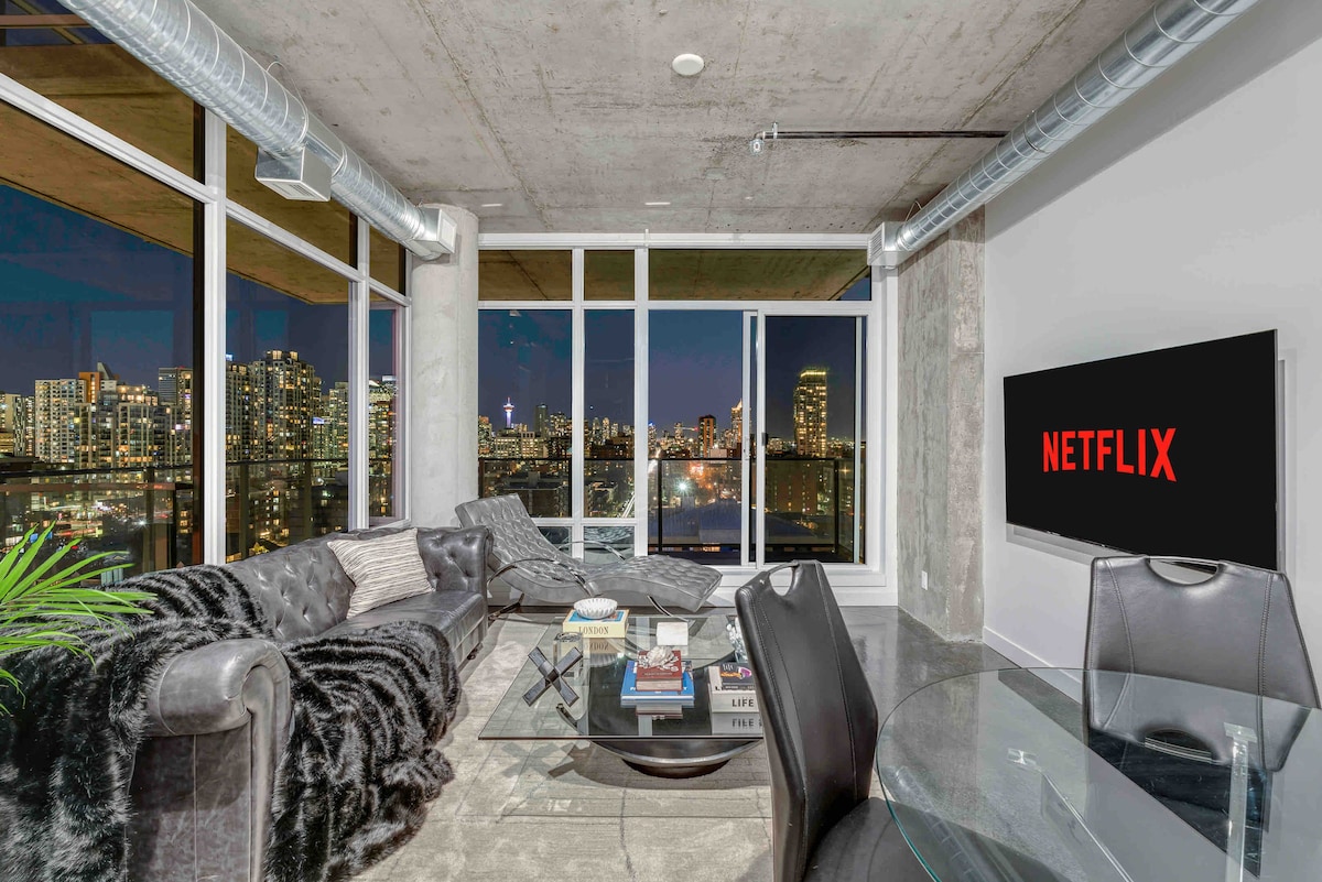 New York City Inspired Suite/ Incredible DT Views