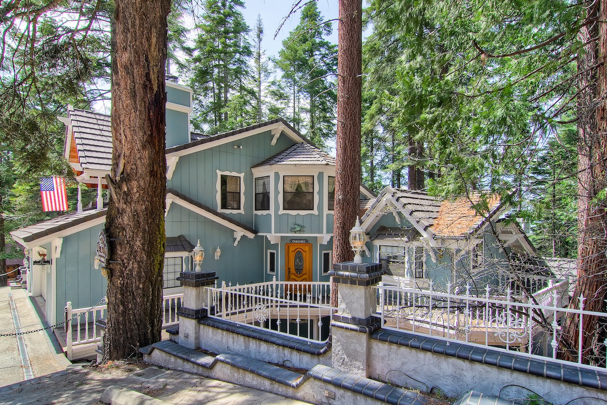 Yosemite 's Chateau West