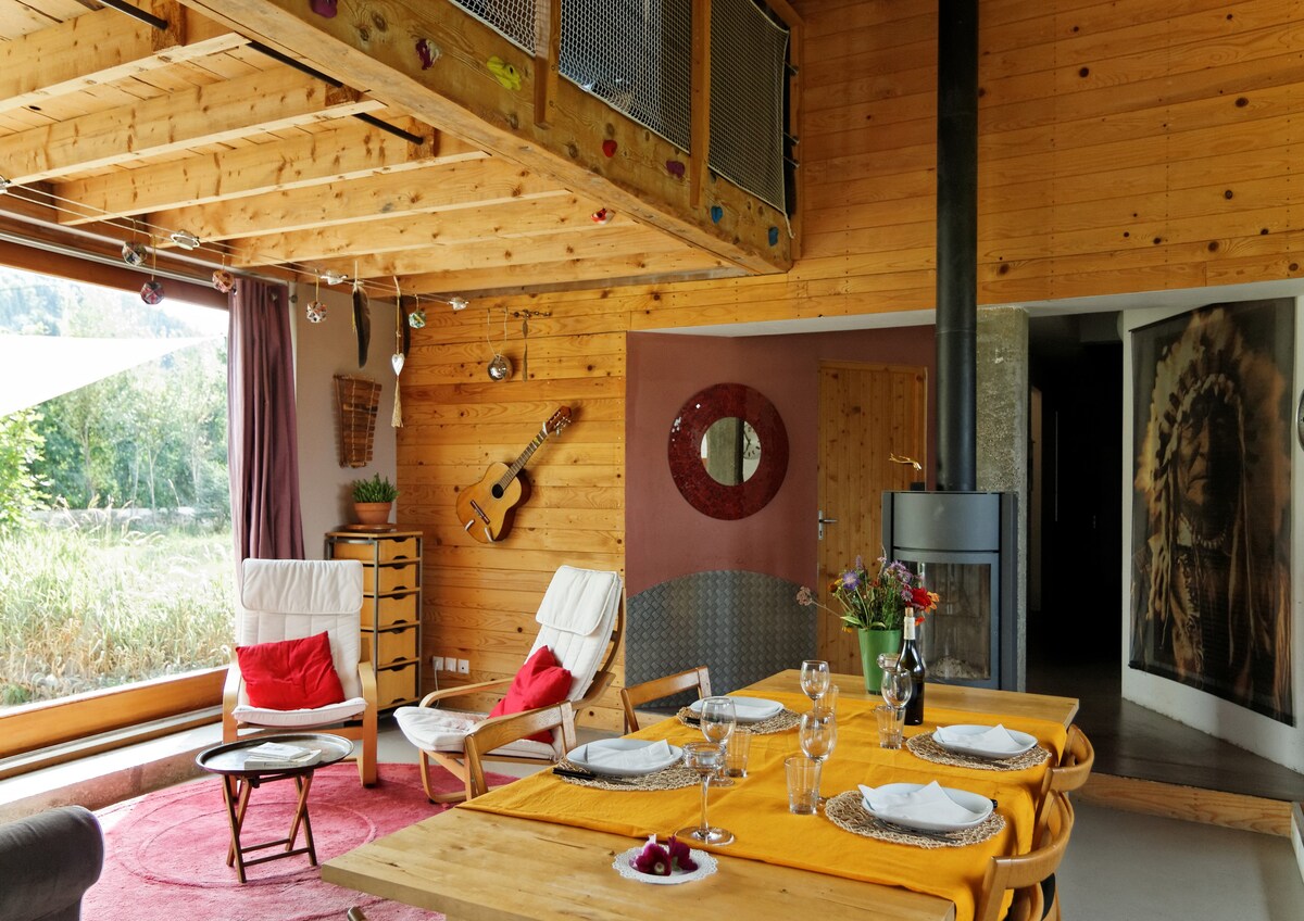 Large ecological chalet 8 people
