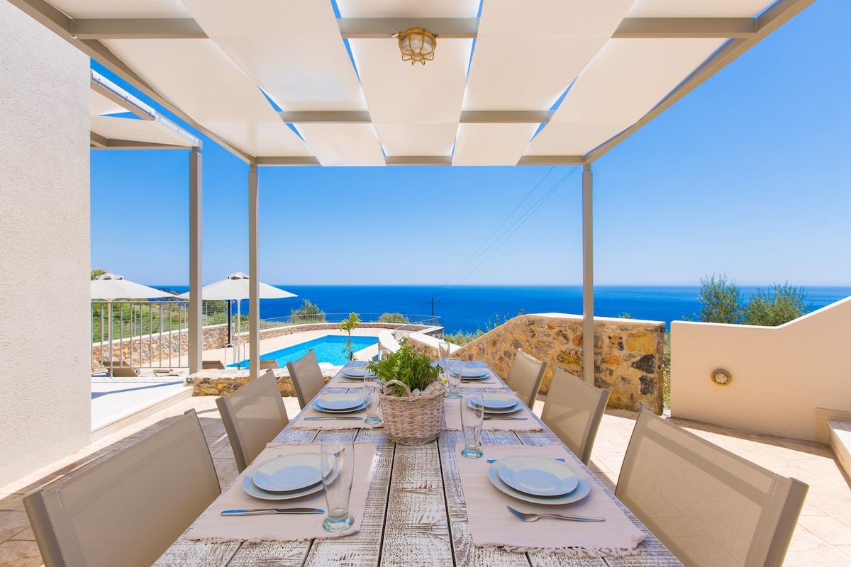 Villa Thromila - Panoramic Sea view in South Crete