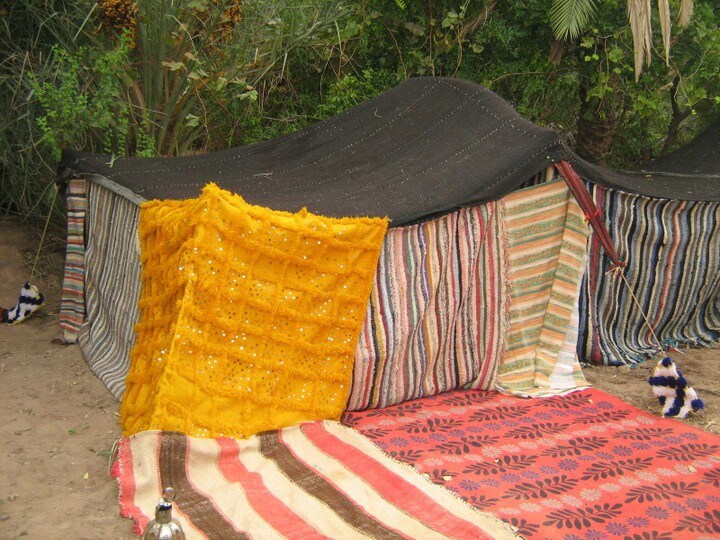 L'AUBERGE TISSILI的Caydale Berber帐篷