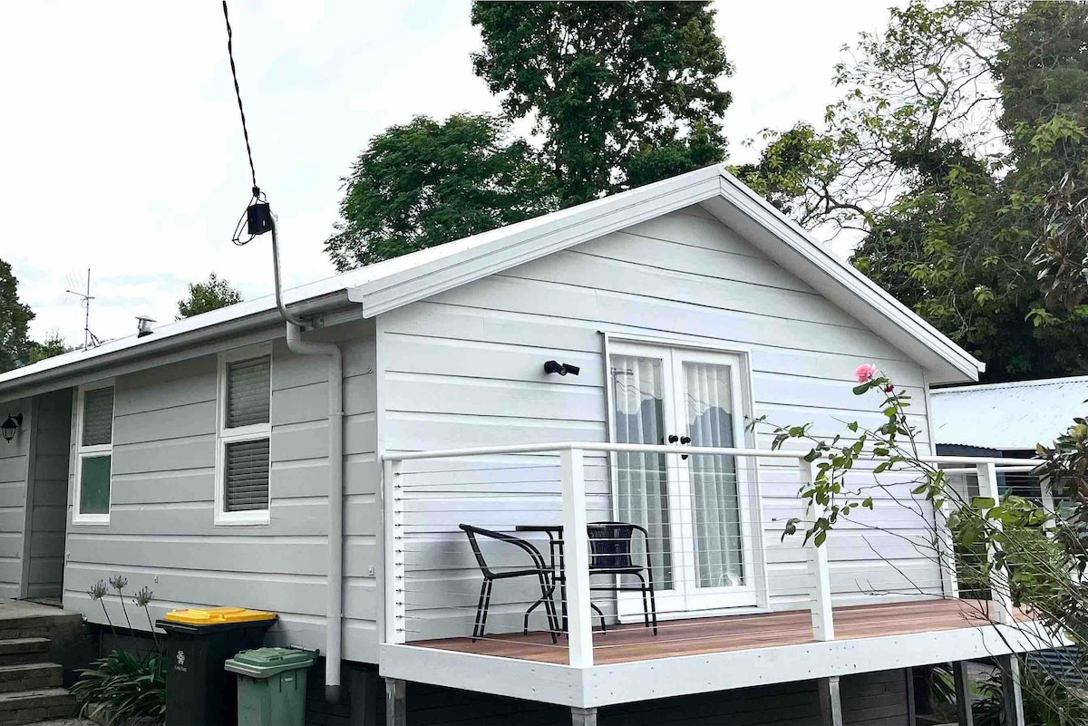 Little Roper, a modern cosy home in Mount Beauty