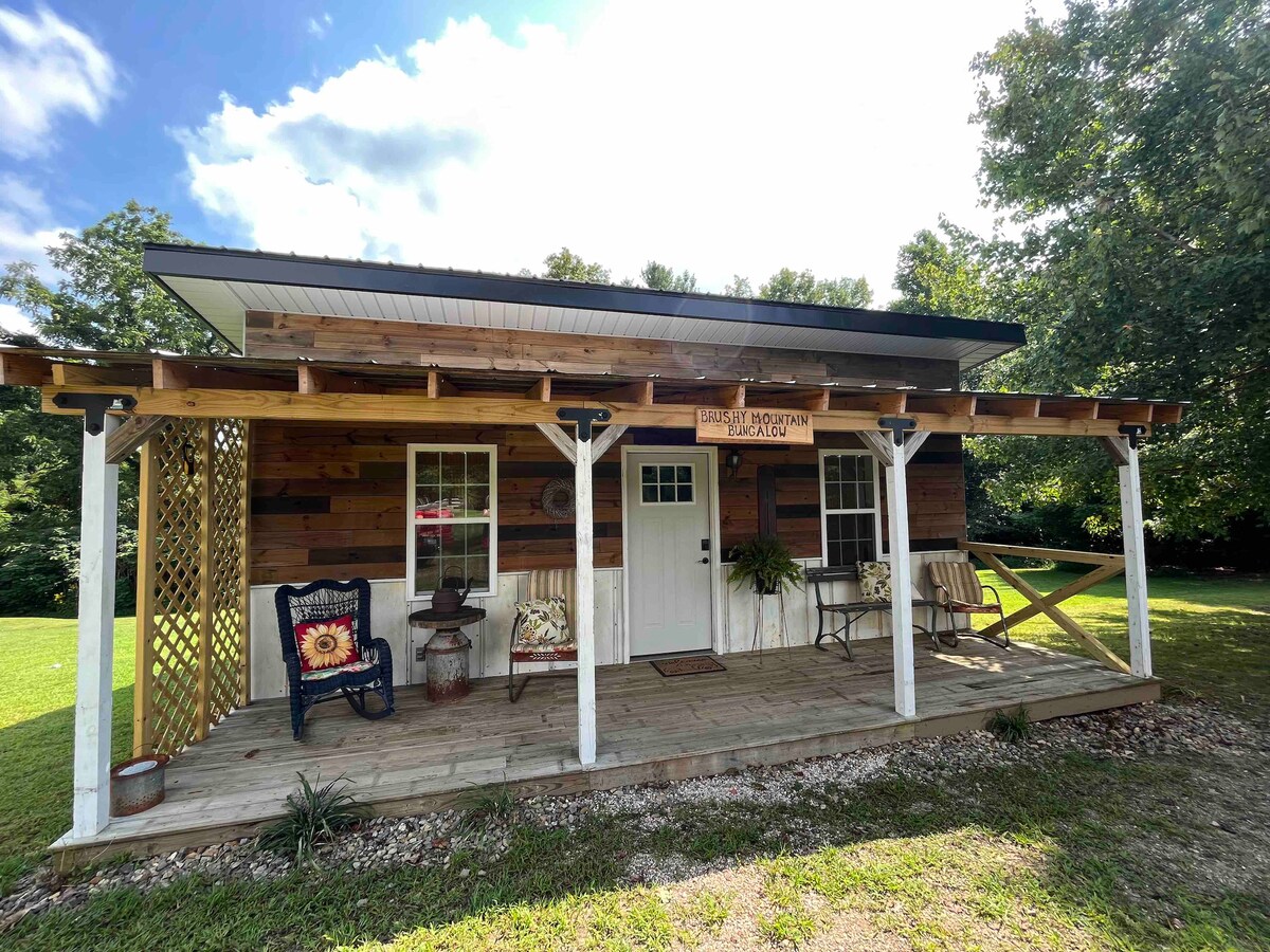 Brushy Mountain Bungalow