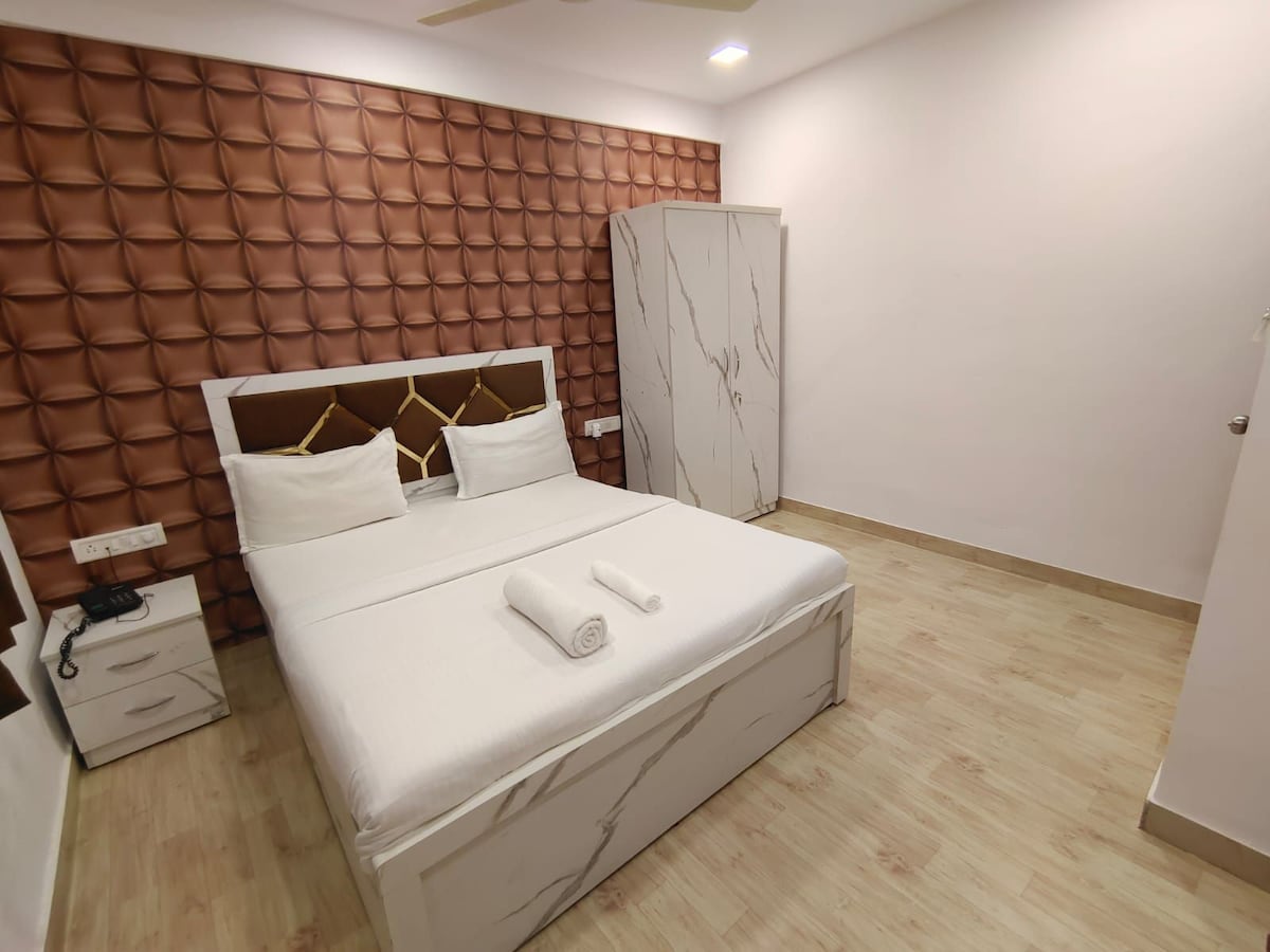 Fascinate room in kandivali east