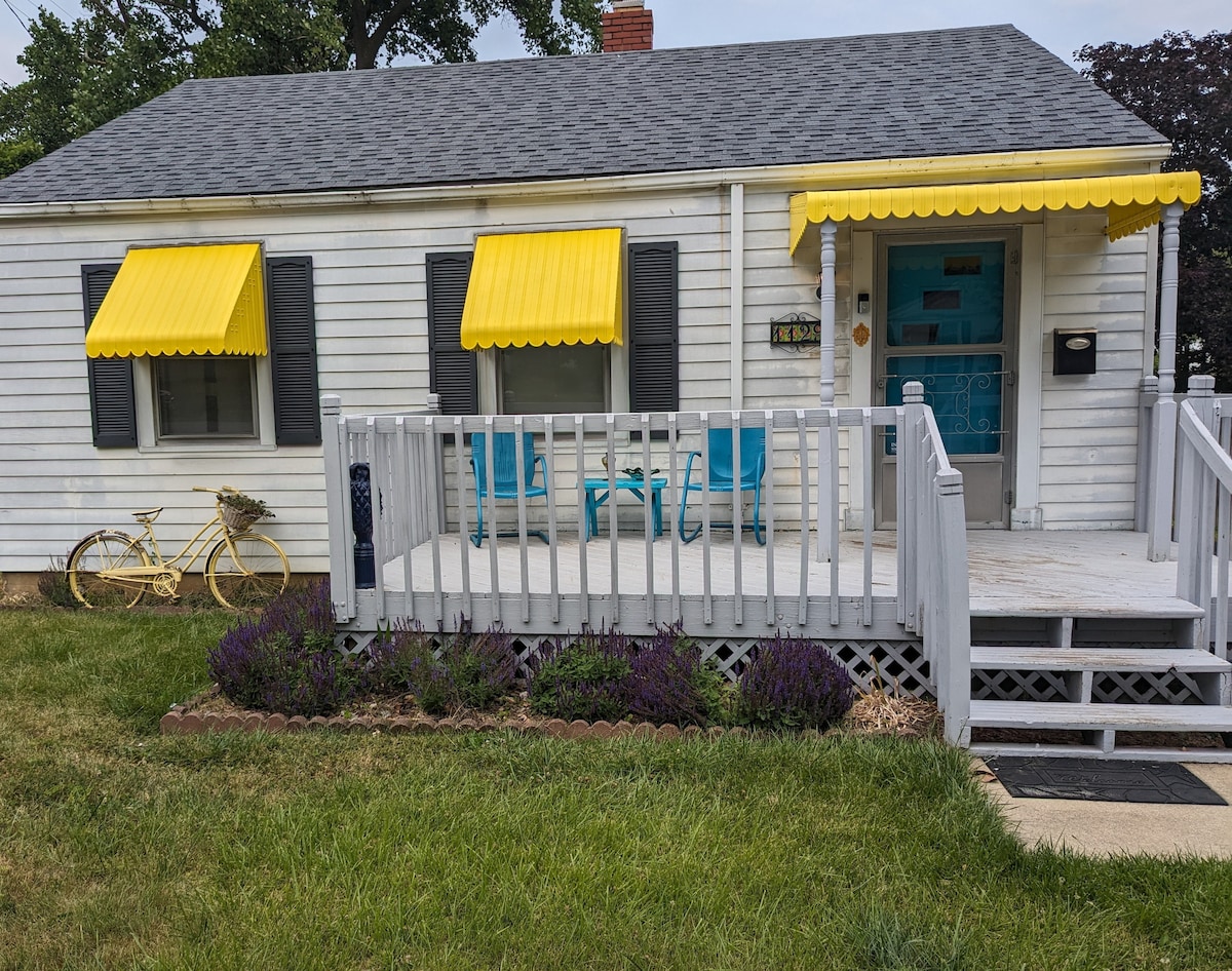 欢迎宠物的家庭入住海滩小屋