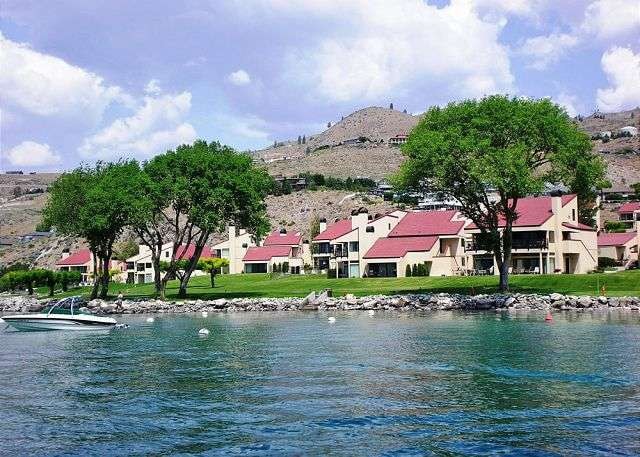 Lake Chelan Shores, 2Br 2bATH great Summer Deal!