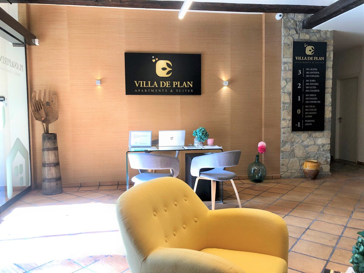 水力按摩公寓， Villa de Plan