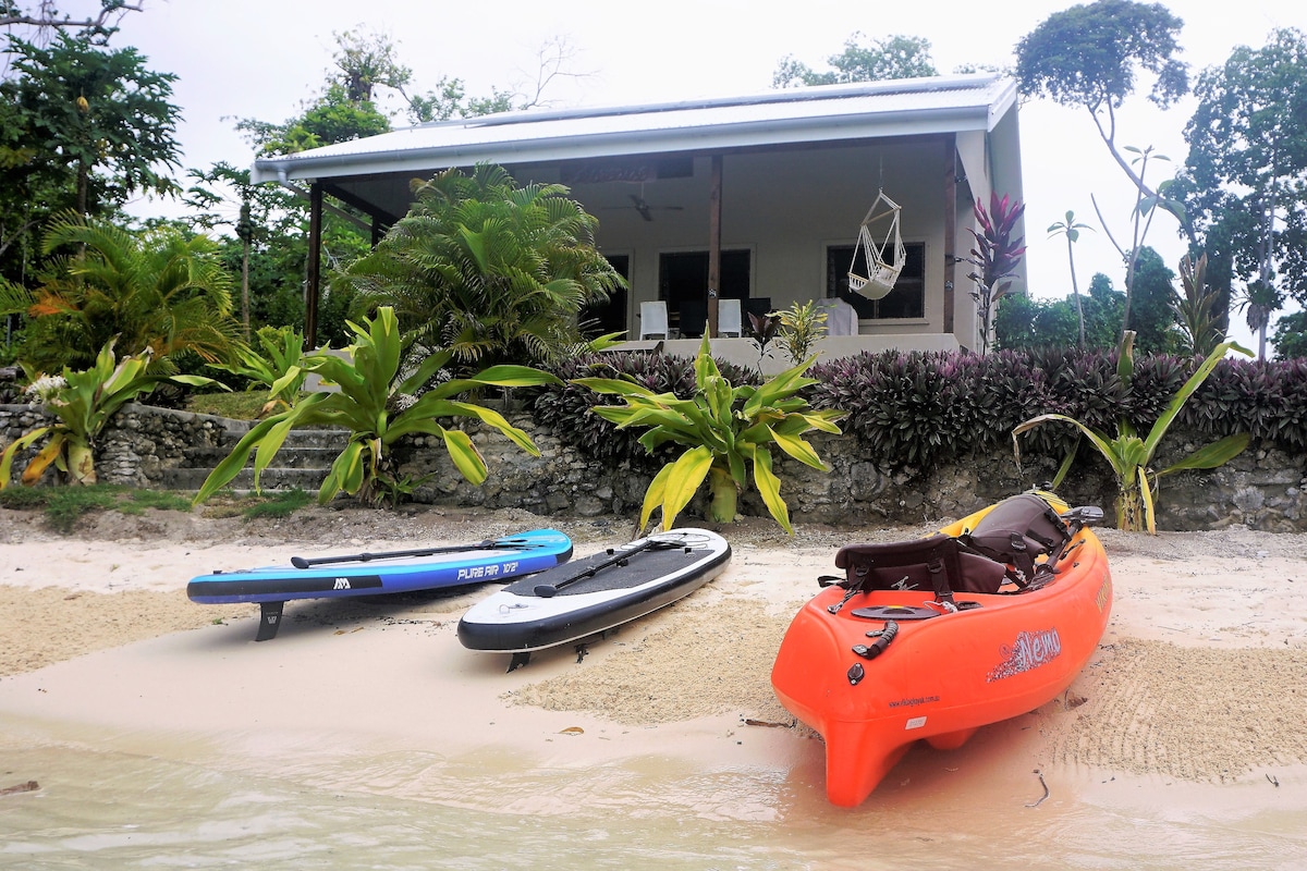 "Aoredise" - Paradise on Aore Island, Vanuatu