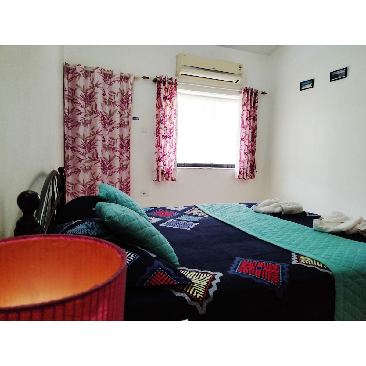 Calangute Beach Holiday Apt (2AC,Wi-Fi,2Balc,OTrc)