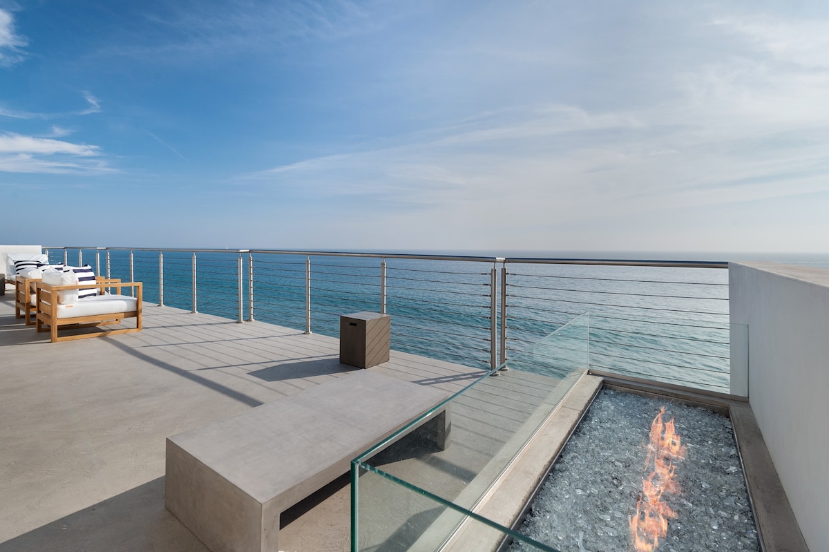 $8 Million Oceanfront Home w/ Private Beach Access