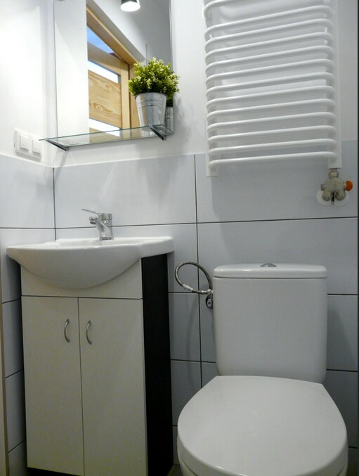 住宿Wgliwice pl -带浴室的独立房间