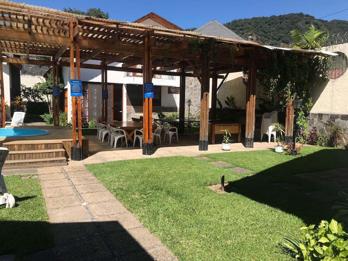 Villas de Coco, Panajachel, Sololá, Guatemala。