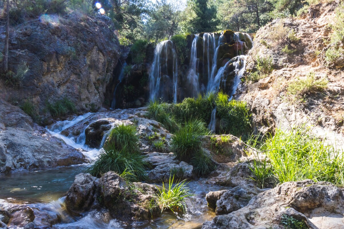 Pozo Alcón带卫生间的独立房间