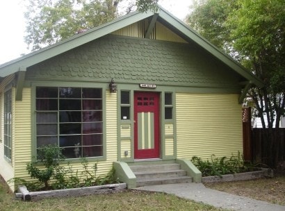 Jay House, bird watchers' delight!