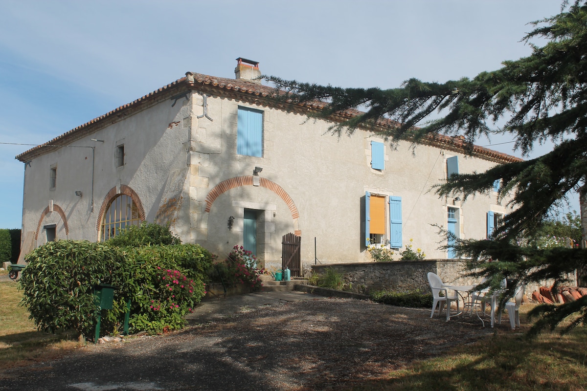 Maison de campagne sur le coteau