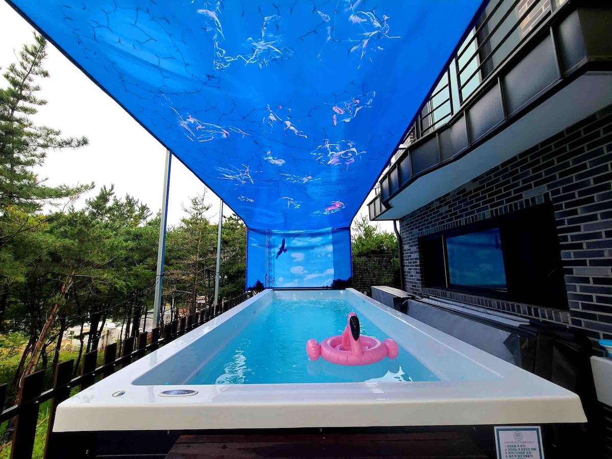 Yeongheung-do私人泳池别墅私人膳宿公寓「Bland Blue」