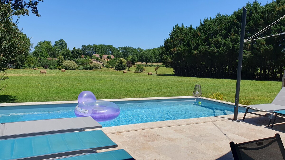Grange de charme avec piscine privée proche Sarlat