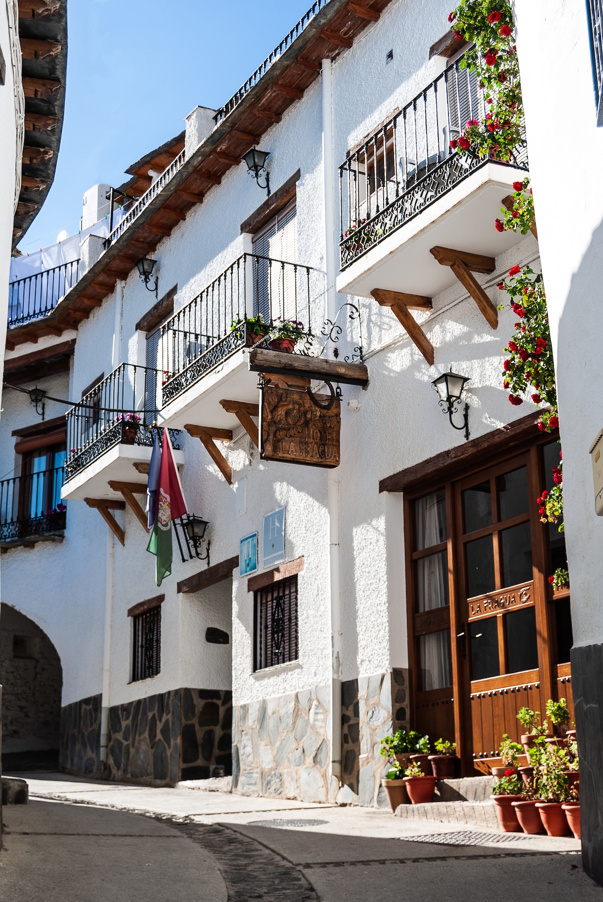 Hotel La Fragua I | Doble balcón y vistas montaña